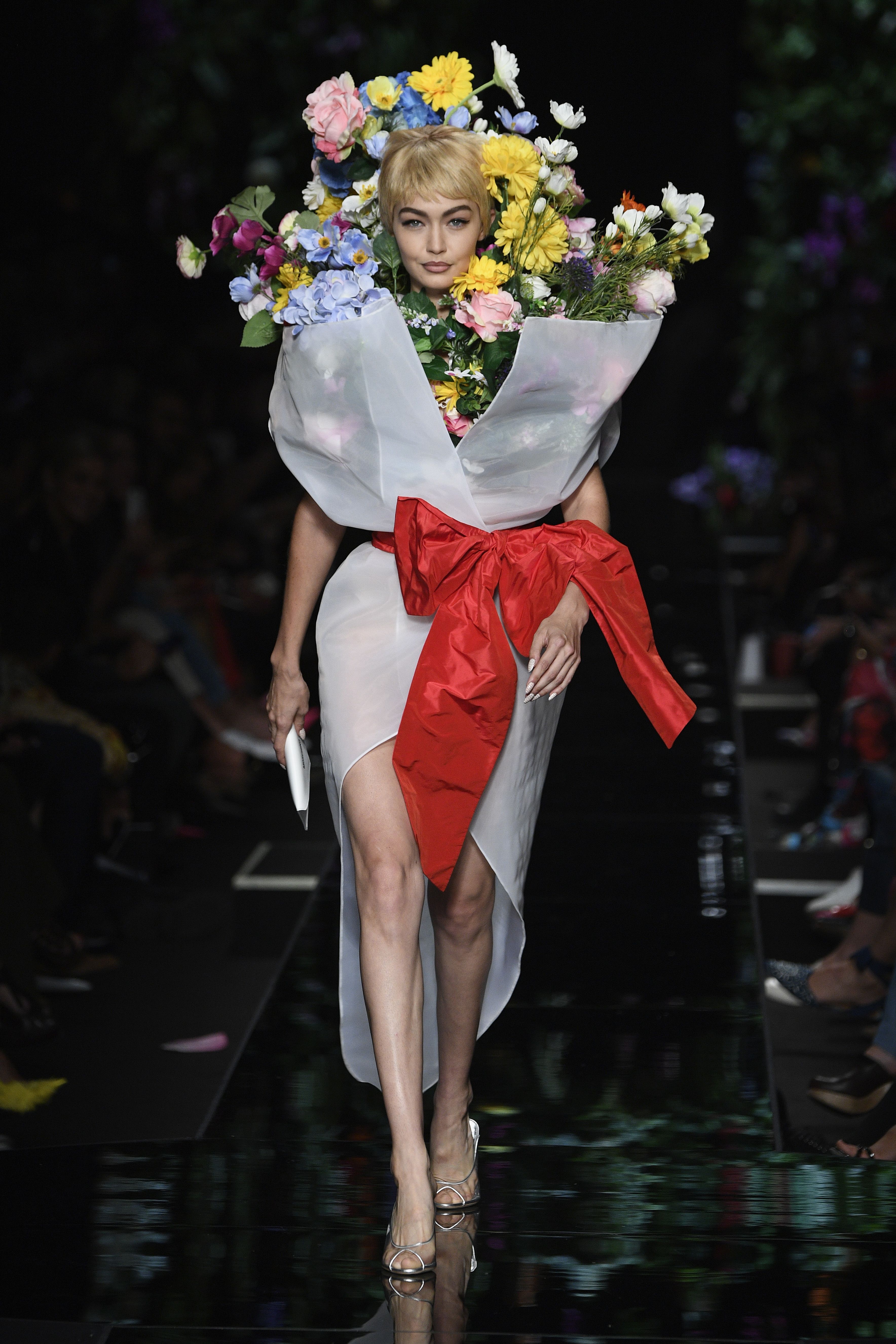 Gigi Hadid Dressed Like a Giant Bouquet ...